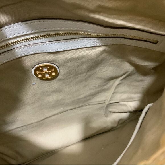 TORY BURCH AMALIE  WHITE PEBBLED LEATHER SATCHEL DOCTOR BAG - Picture 10 of 11